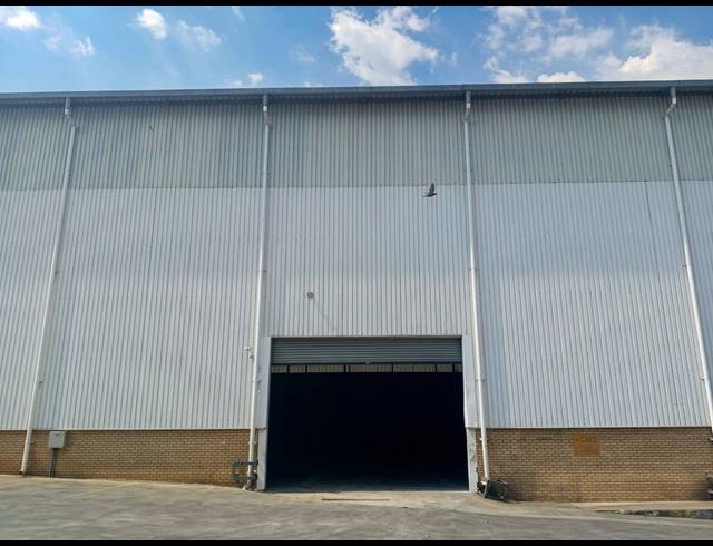 7,739M² WAREHOUSE TO LET IN RIETFONTEIN